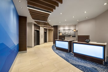 Holiday Inn Express Vancouver-Metrotown (Burnaby) By Ihg,Vancouver>>Burnaby,3 star
