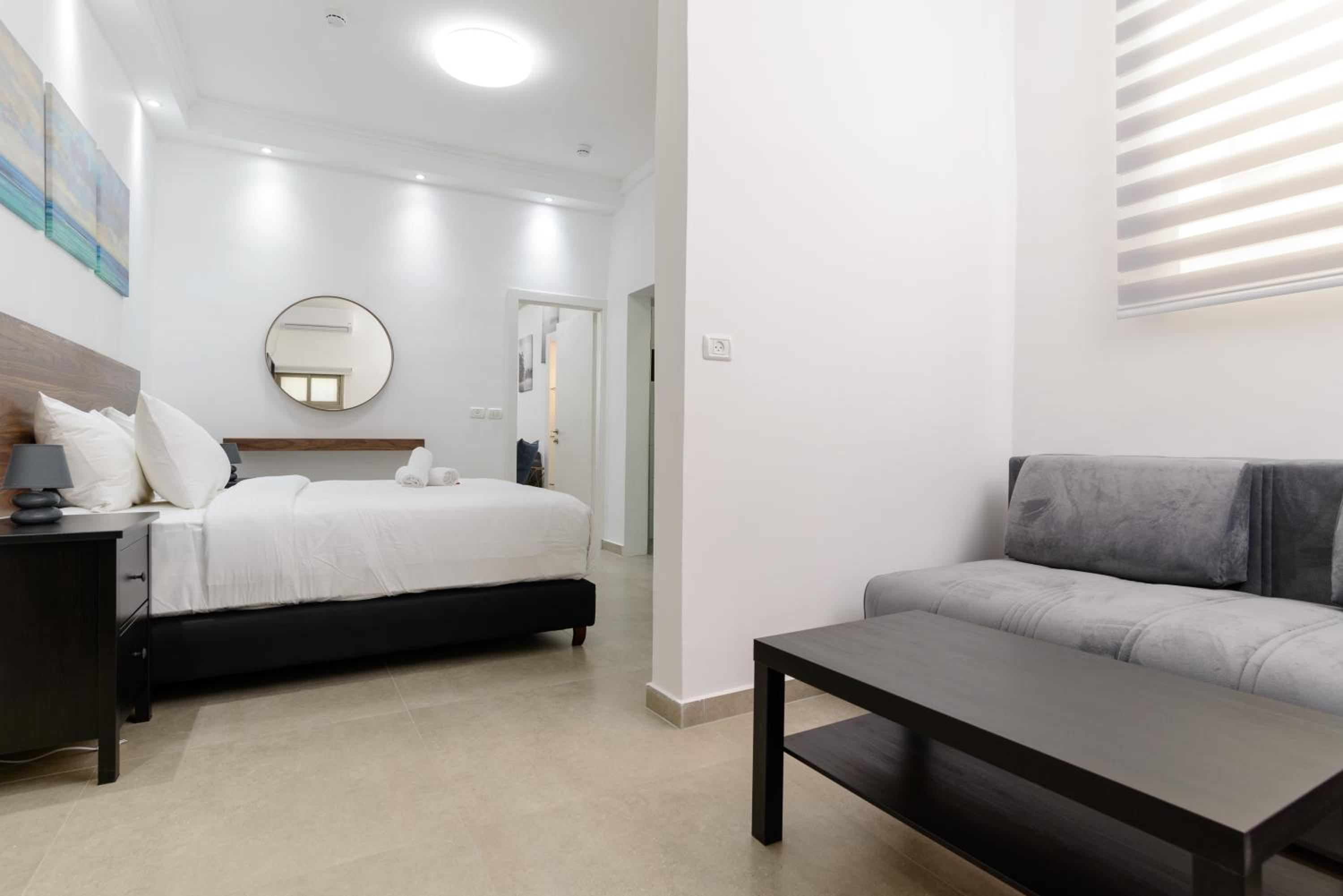 liber seashore suites