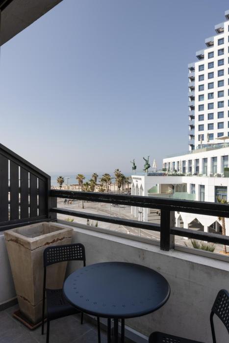 liber seashore suites