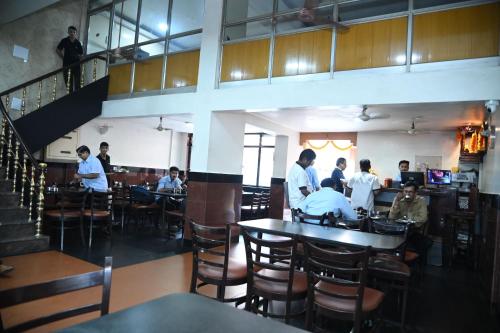 Hotel Suhag,,3 star
