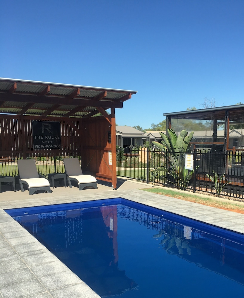 The Rocks Motel,Injune>>Charleville,4 star