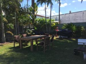 Paradise Lodge Motel,Mount Pleasant>>Mackay,3 star