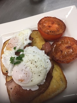Sarina Motor Inn,Mackay>>Bakers Creek,3 star