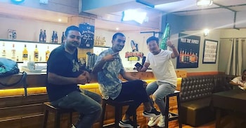 oak valley retreat homestay hostel cafe