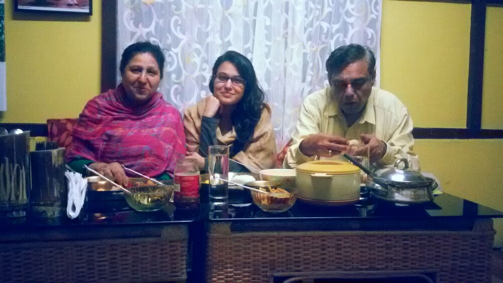 oak valley retreat homestay hostel cafe