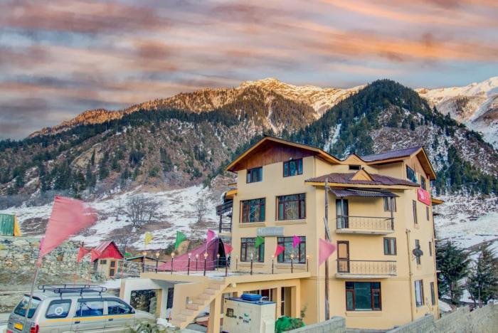 hotel czara resort sonmarg