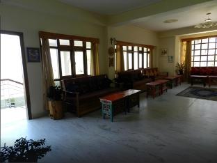 magpie pachhu resort