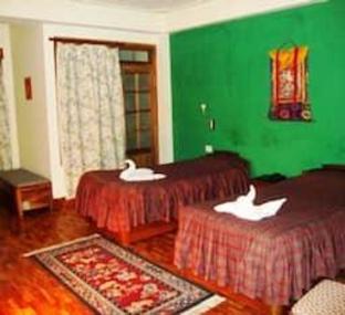 magpie pachhu resort