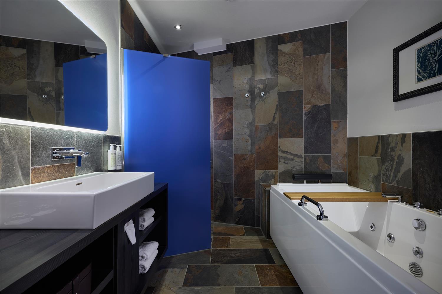 mainport hotel rotterdam a hilton affiliate hotel