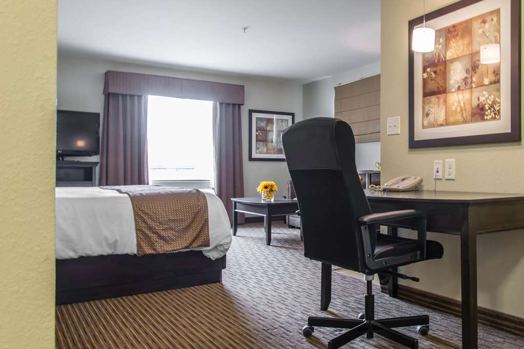 mainstay suites winnipeg