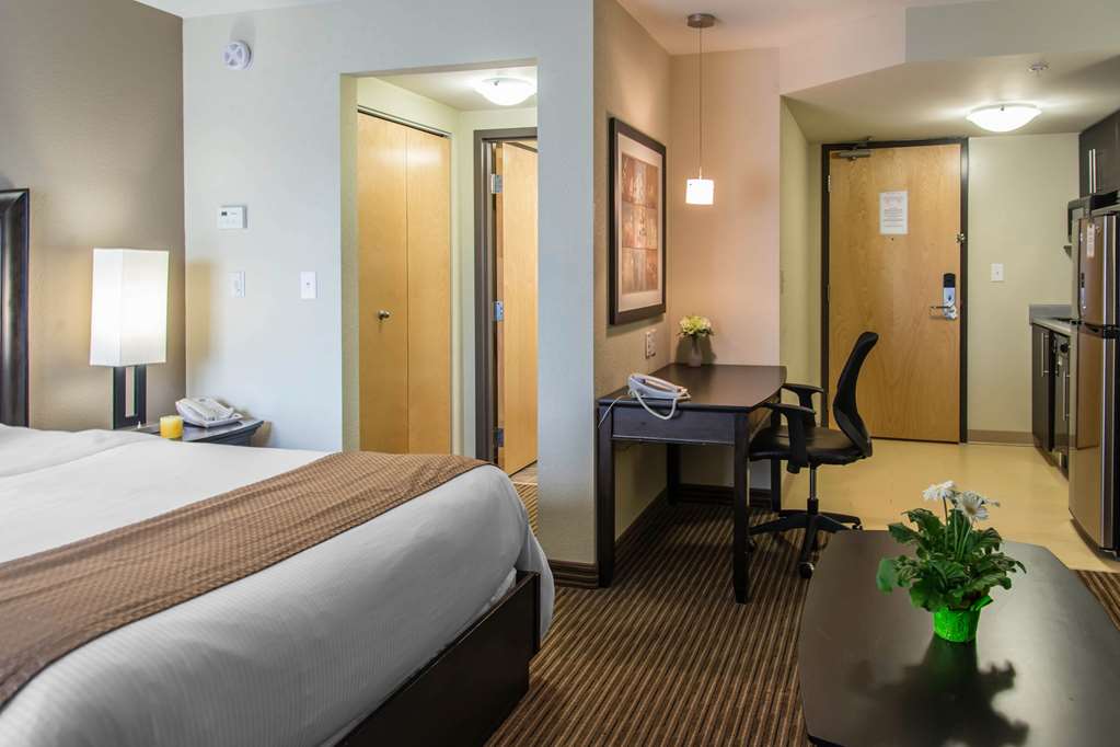 mainstay suites winnipeg