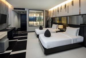 Tsix5 Phenomenal Hotel Pattaya,Chonburi>>Bang Lamung,5 star