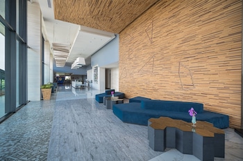 tsix5 phenomenal hotel pattaya