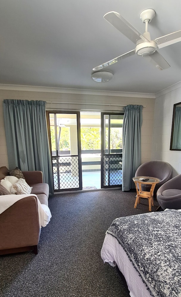 bramston beach resort