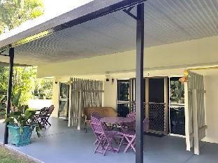 bramston beach resort