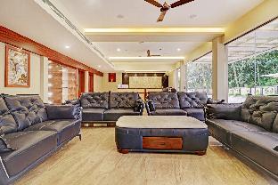super townhouse kizhakkambalam tourist home