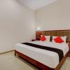 super townhouse kizhakkambalam tourist home