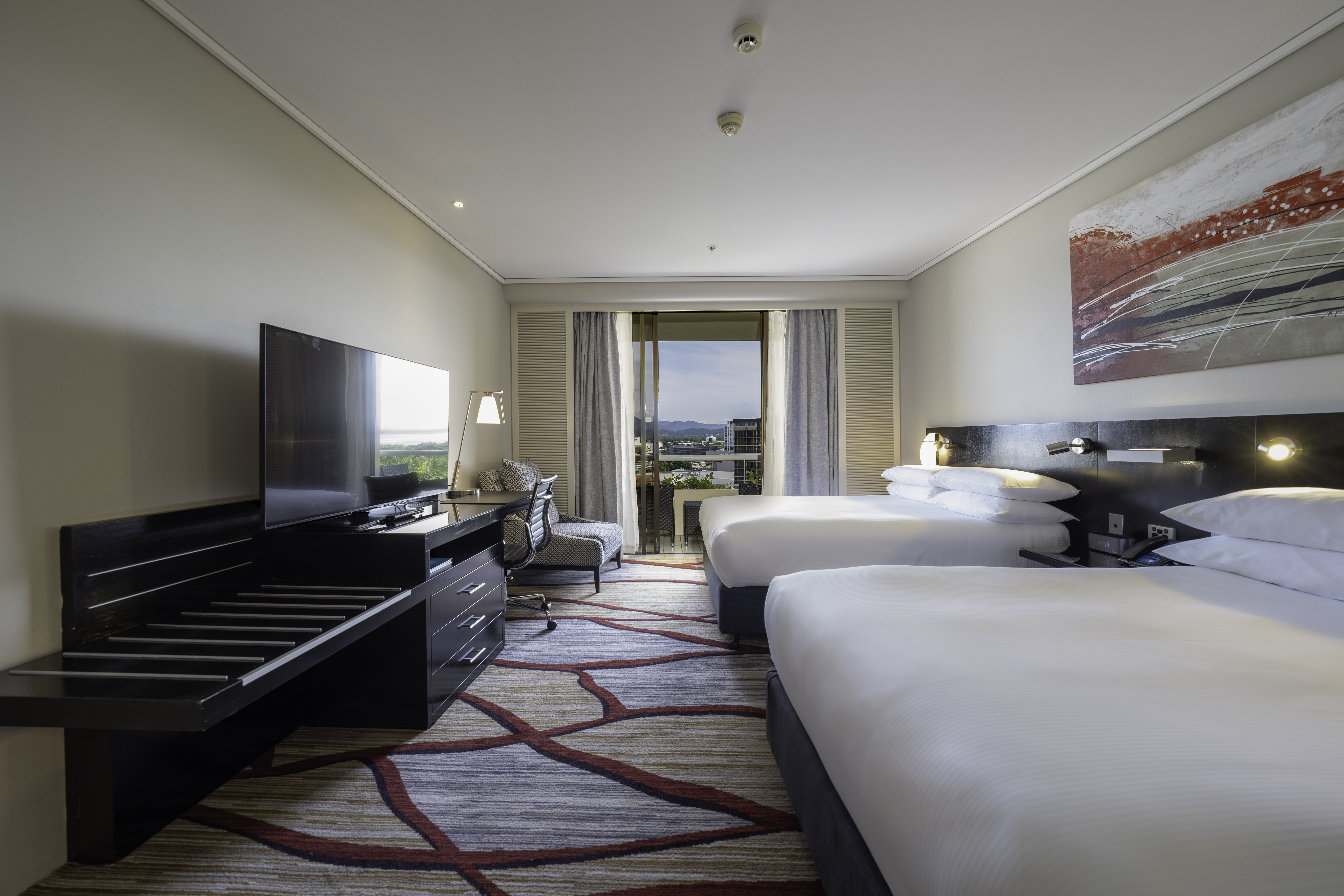 hilton cairns