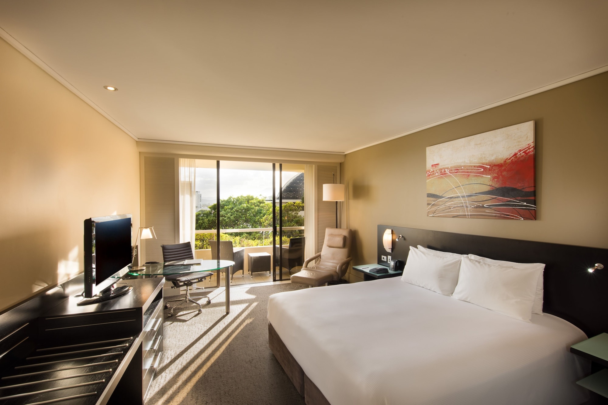 hilton cairns
