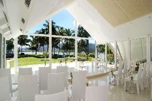 hilton cairns