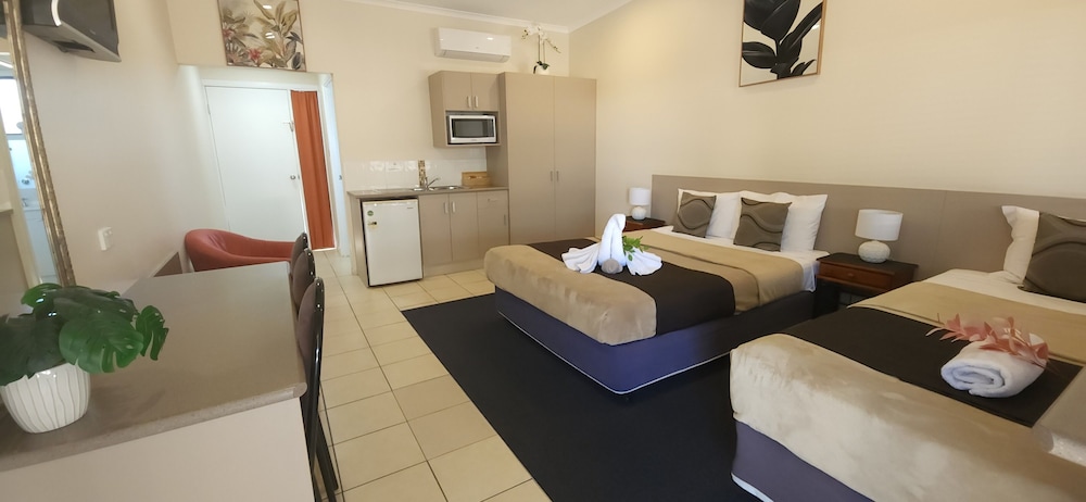 charters towers motel