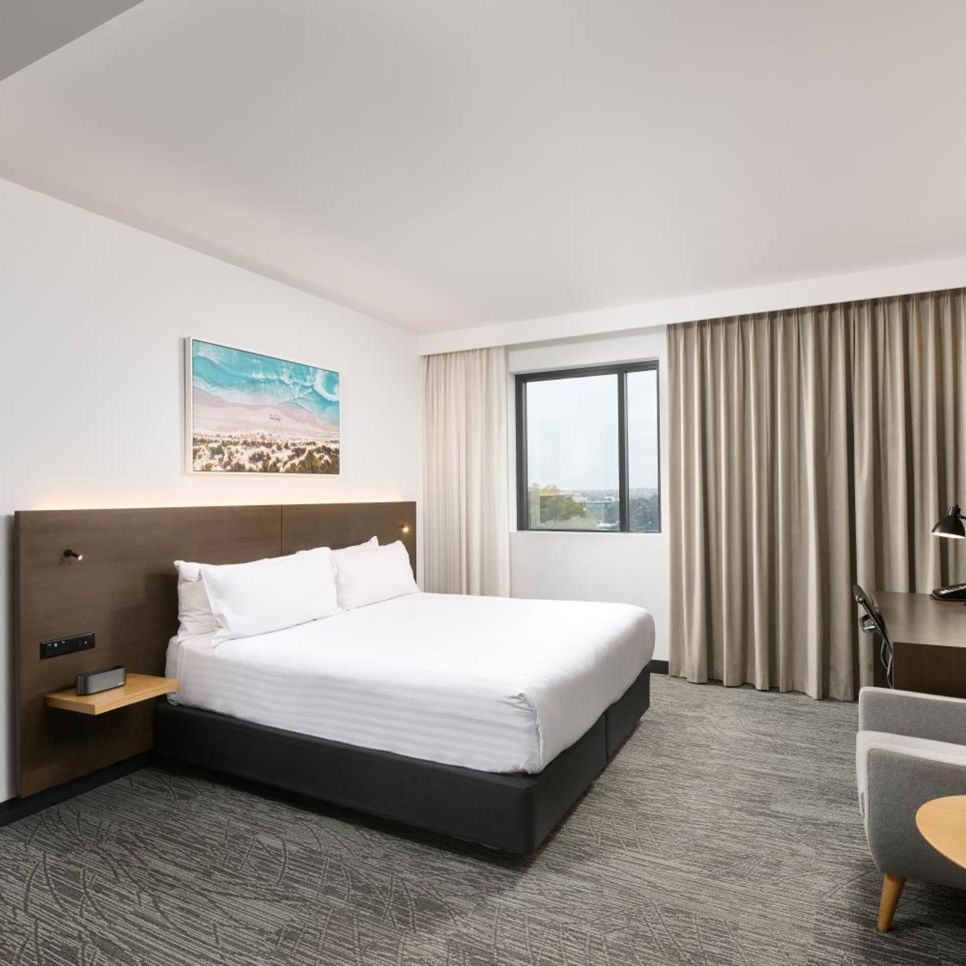 holiday inn west perth by ihg