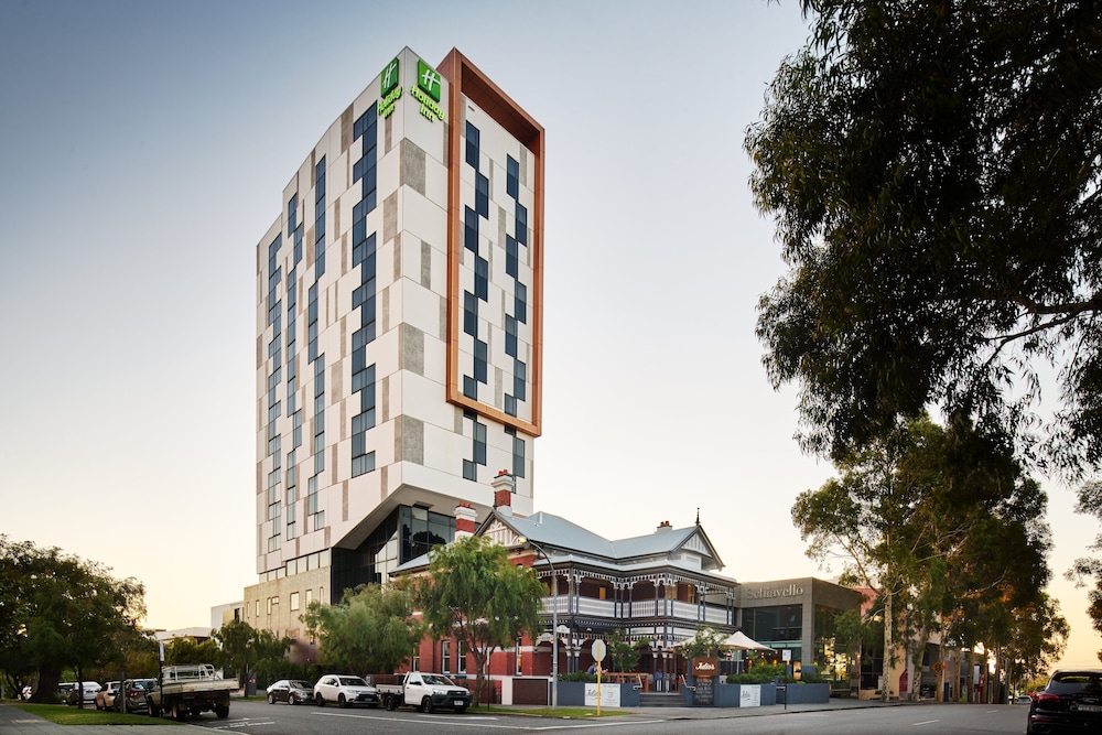 holiday inn west perth by ihg