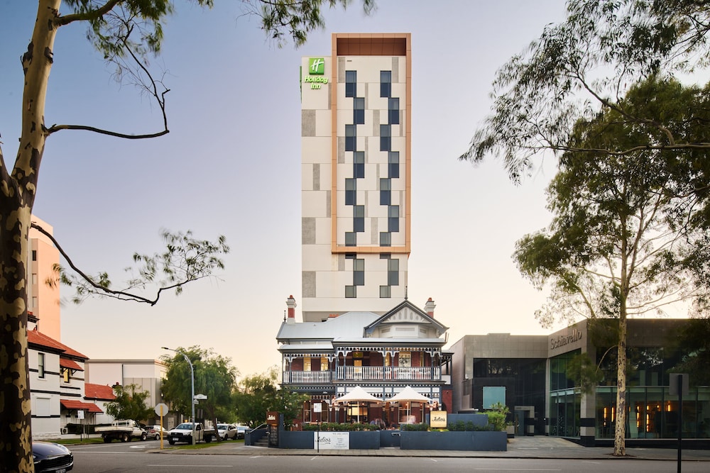 holiday inn west perth by ihg