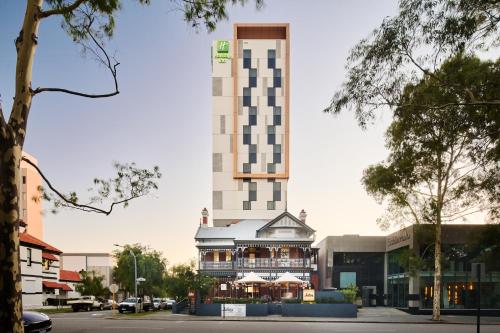 holiday inn west perth by ihg