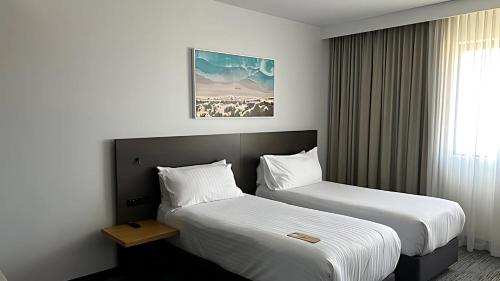 holiday inn west perth by ihg