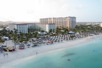 marriotts aruba surf club