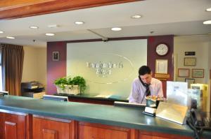 meadowlands plaza hotel