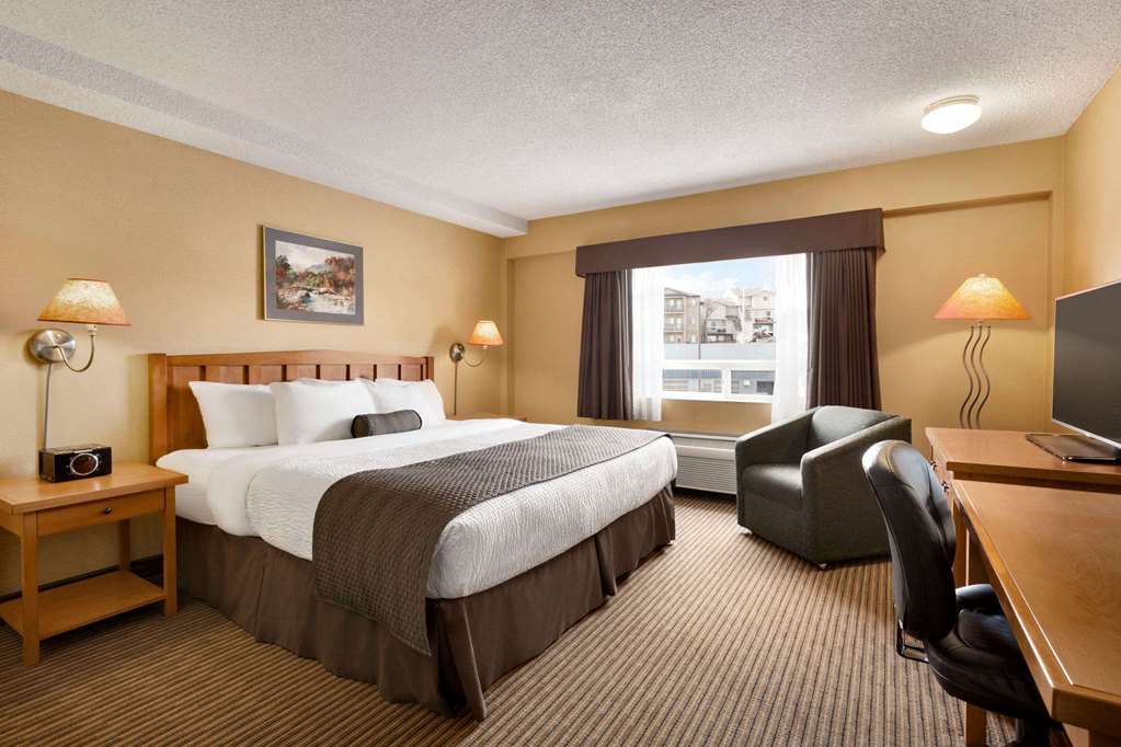 days inn by wyndham calgary south