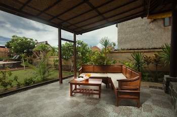abian huts dream beach lembongan