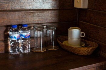 abian huts dream beach lembongan