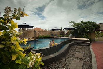 abian huts dream beach lembongan