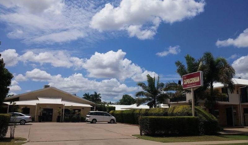 emerald central palms motel