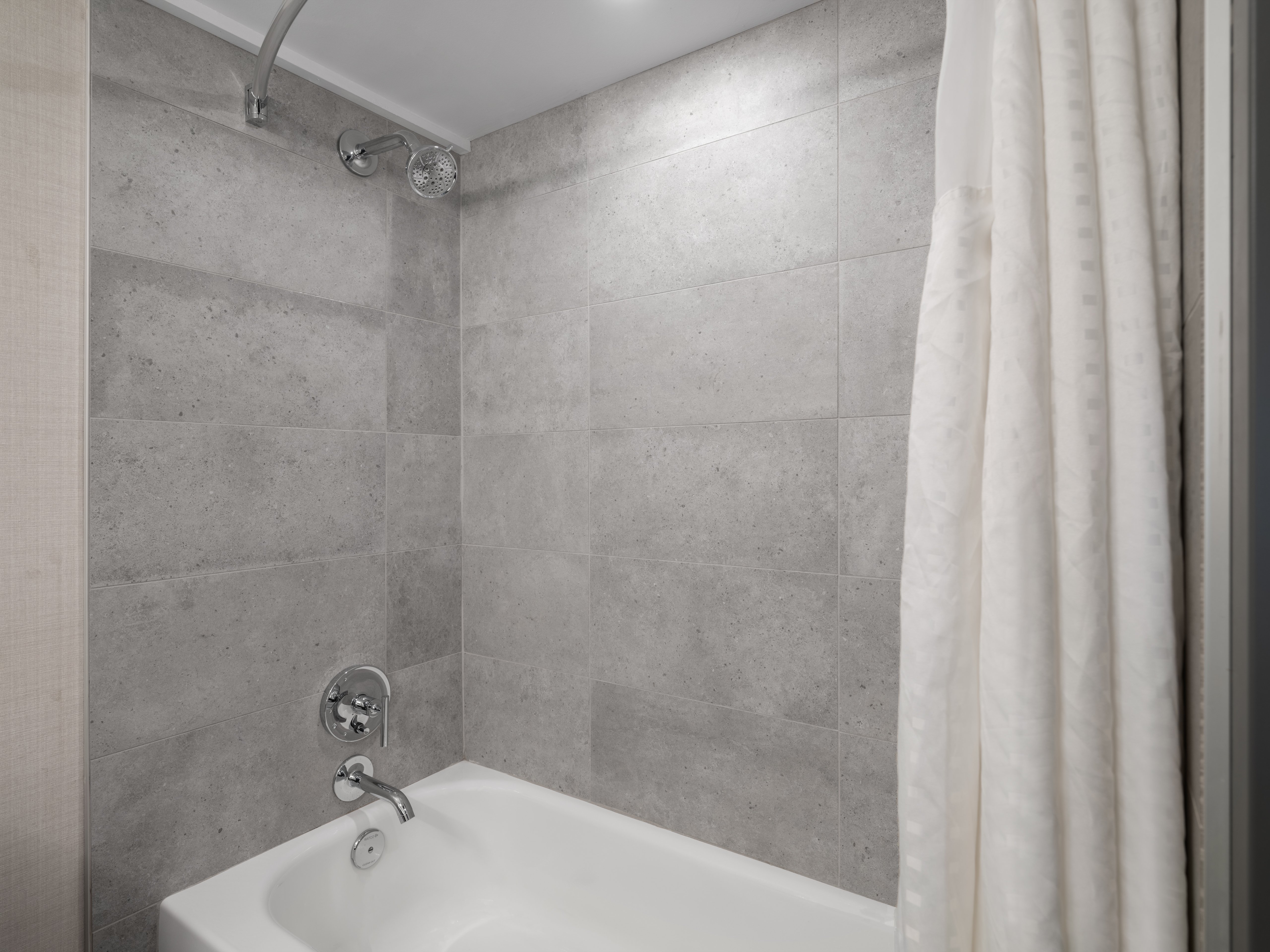 holiday inn calgary airport by ihg