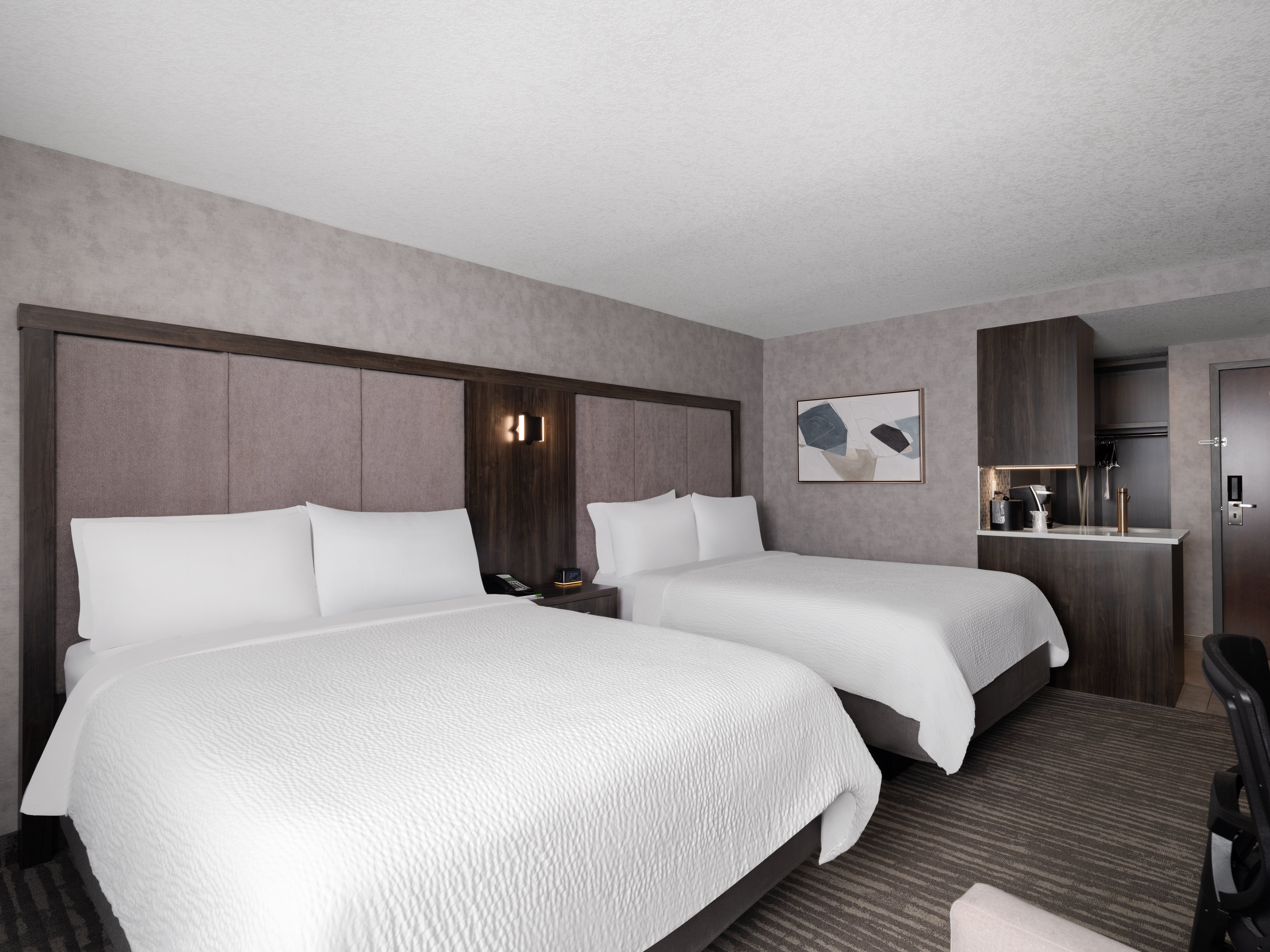 holiday inn calgary airport by ihg