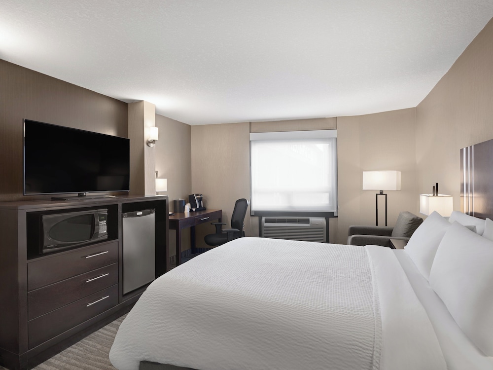 holiday inn calgary airport by ihg
