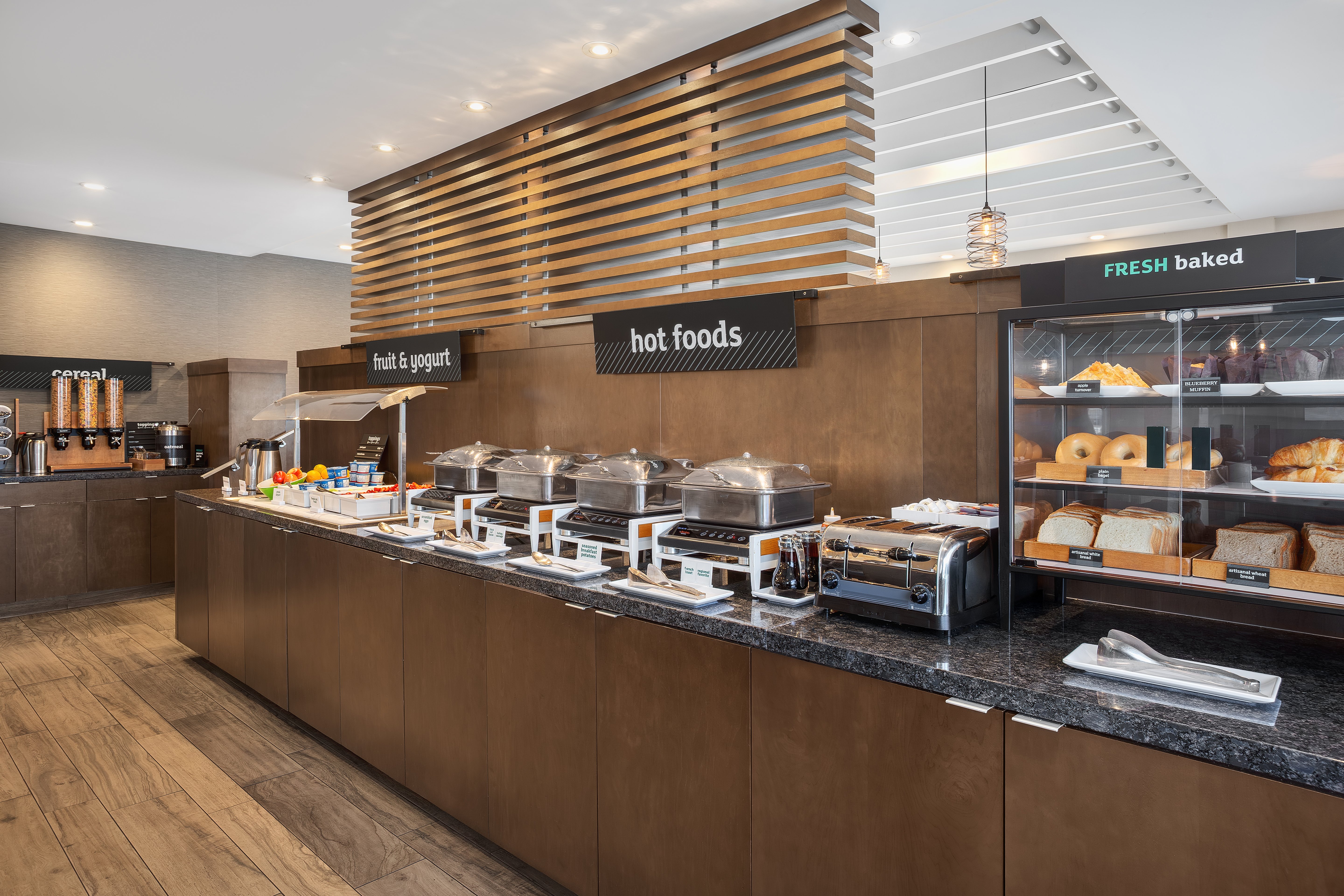 holiday inn calgary airport by ihg