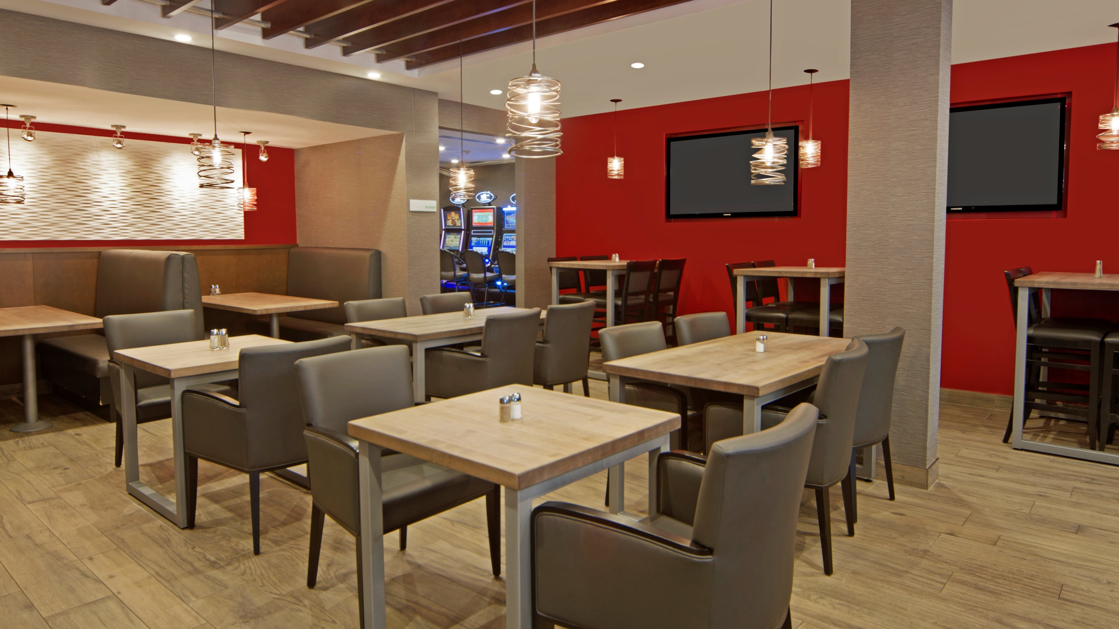 holiday inn calgary airport by ihg