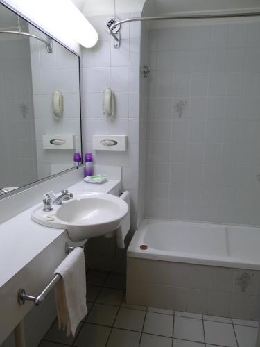 new england motor inn