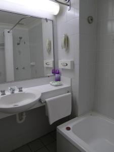 new england motor inn