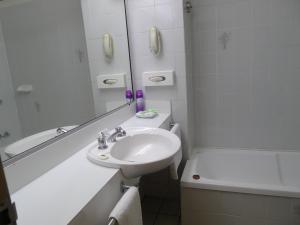 new england motor inn