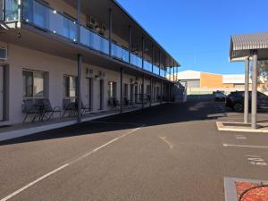 new england motor inn