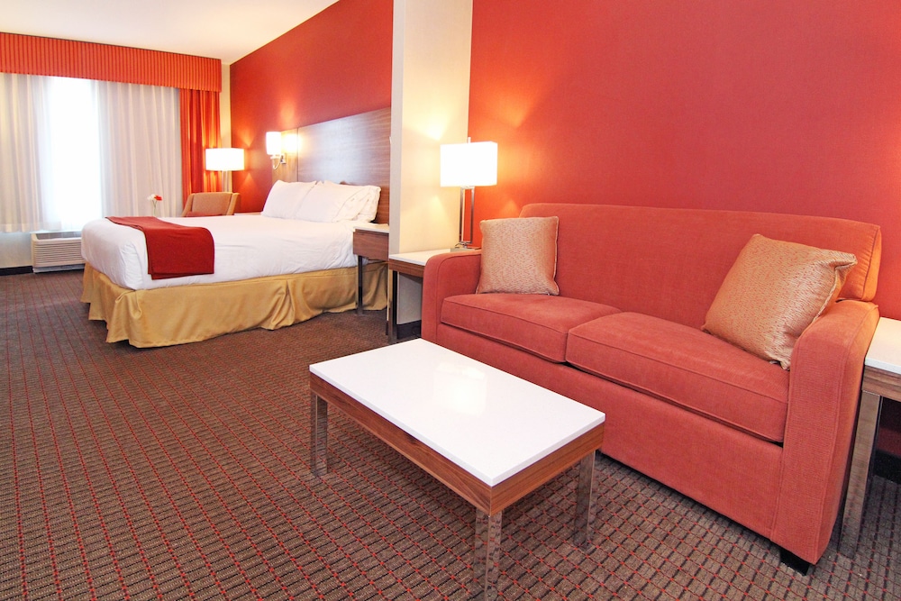 holiday inn express and suites calgary nw university area