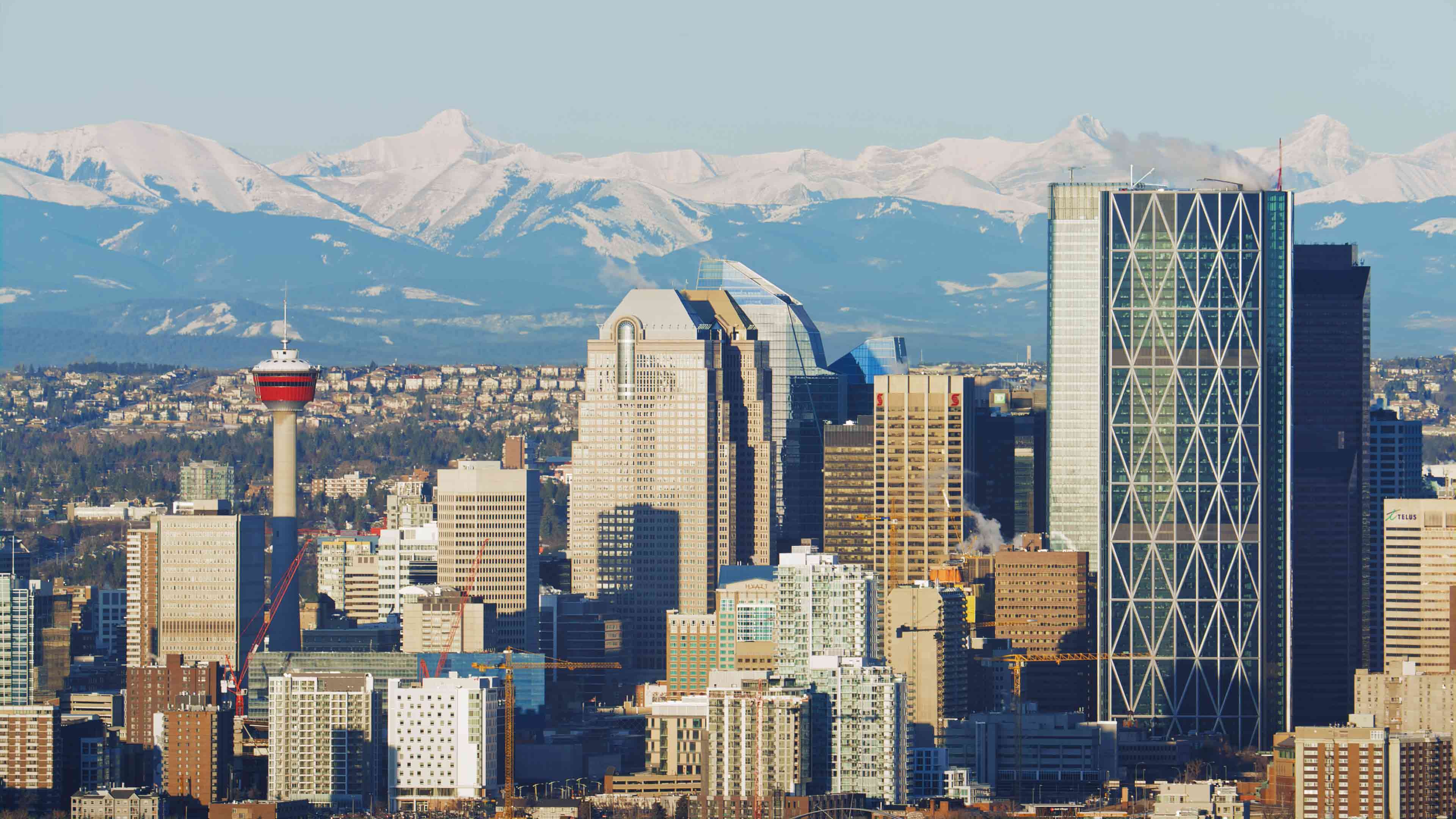 holiday inn express and suites calgary nw university area