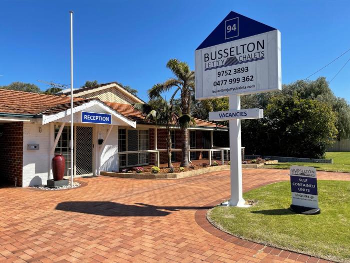 busselton jetty chalets