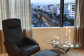 athens avenue hotel
